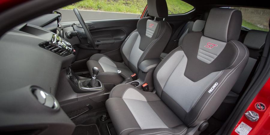  Ford Fiesta ST Mountune MP215 2016 года  (AU) (фото 5 из 14)